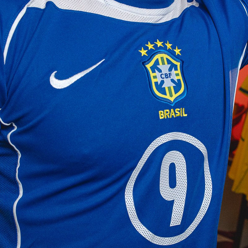 Camisa Retrô Brasil 2004 II Total 90 9 Ronaldo