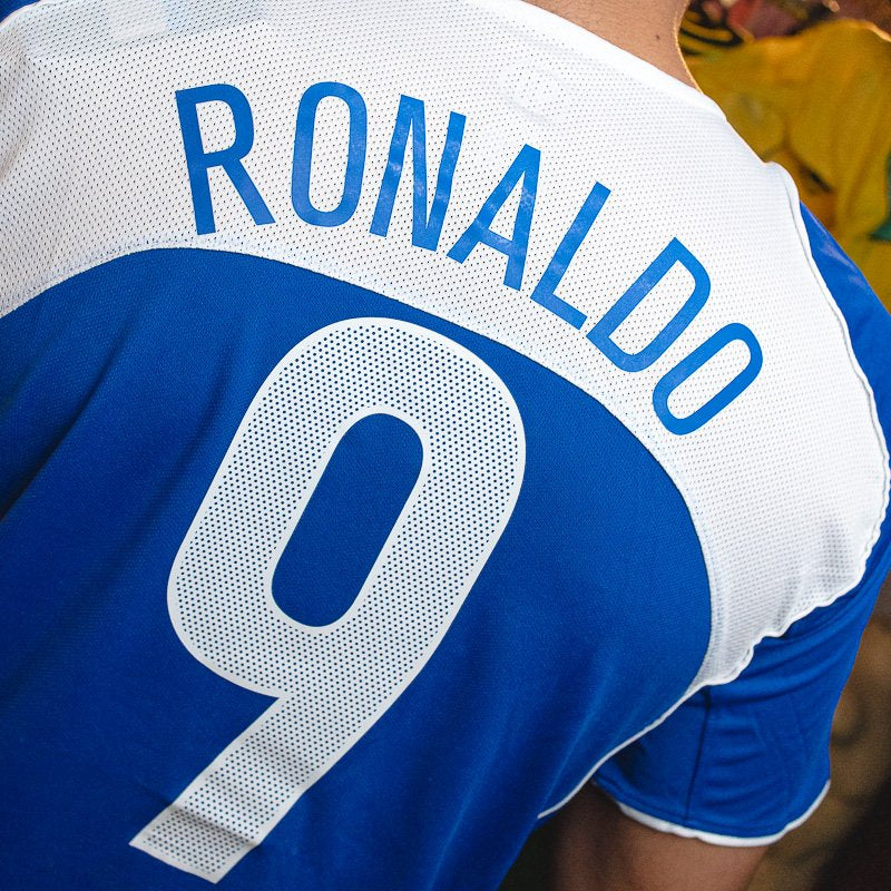 Camisa Retrô Brasil 2004 II Total 90 9 Ronaldo