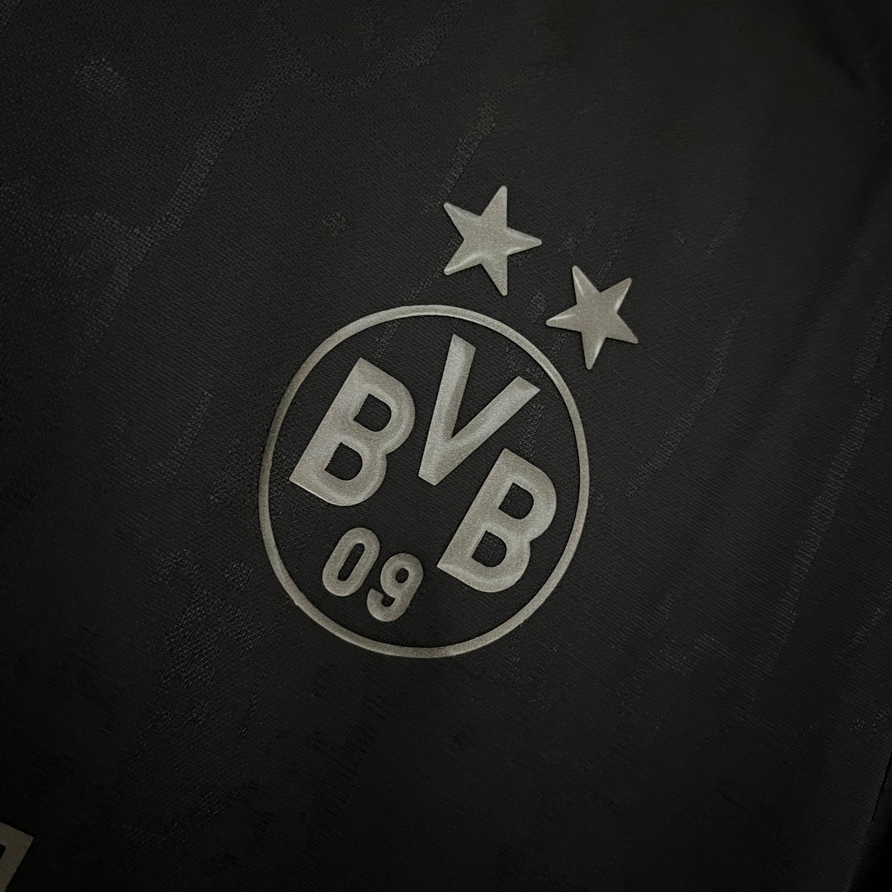 CAMISA-BORUSSIA-DORTMUND-ALL-BLACK-2023