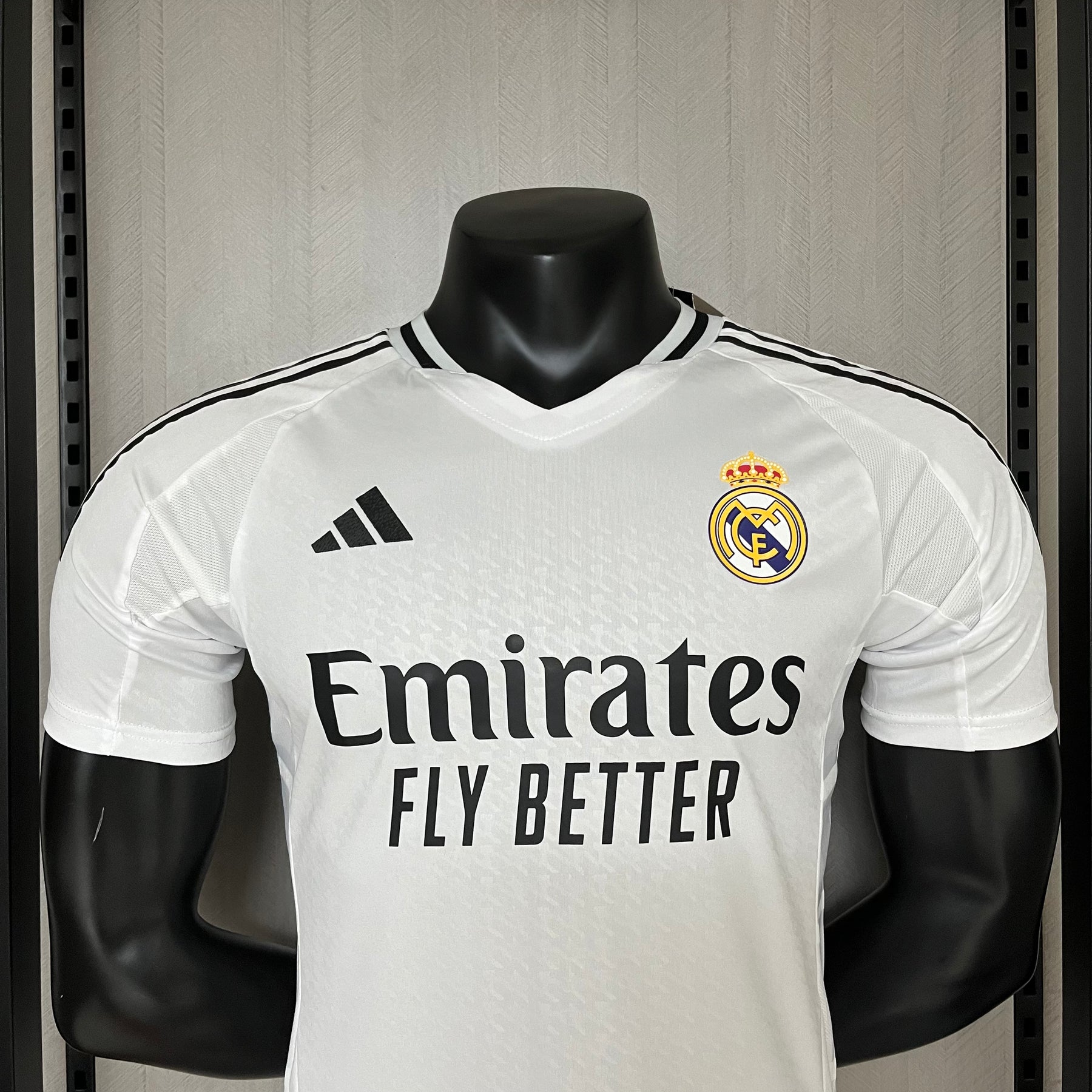 camisa-real-madrid-jogador-temporada-2024-2025-branca-home-titular