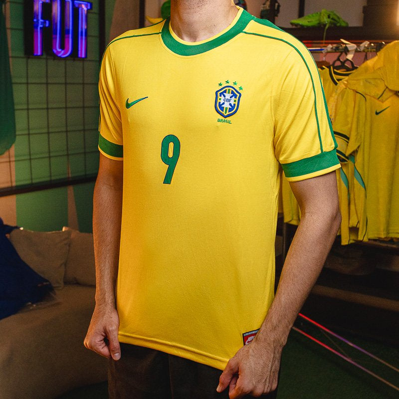 Camisa Retrô Brasil 1998 I 9 Ronaldo