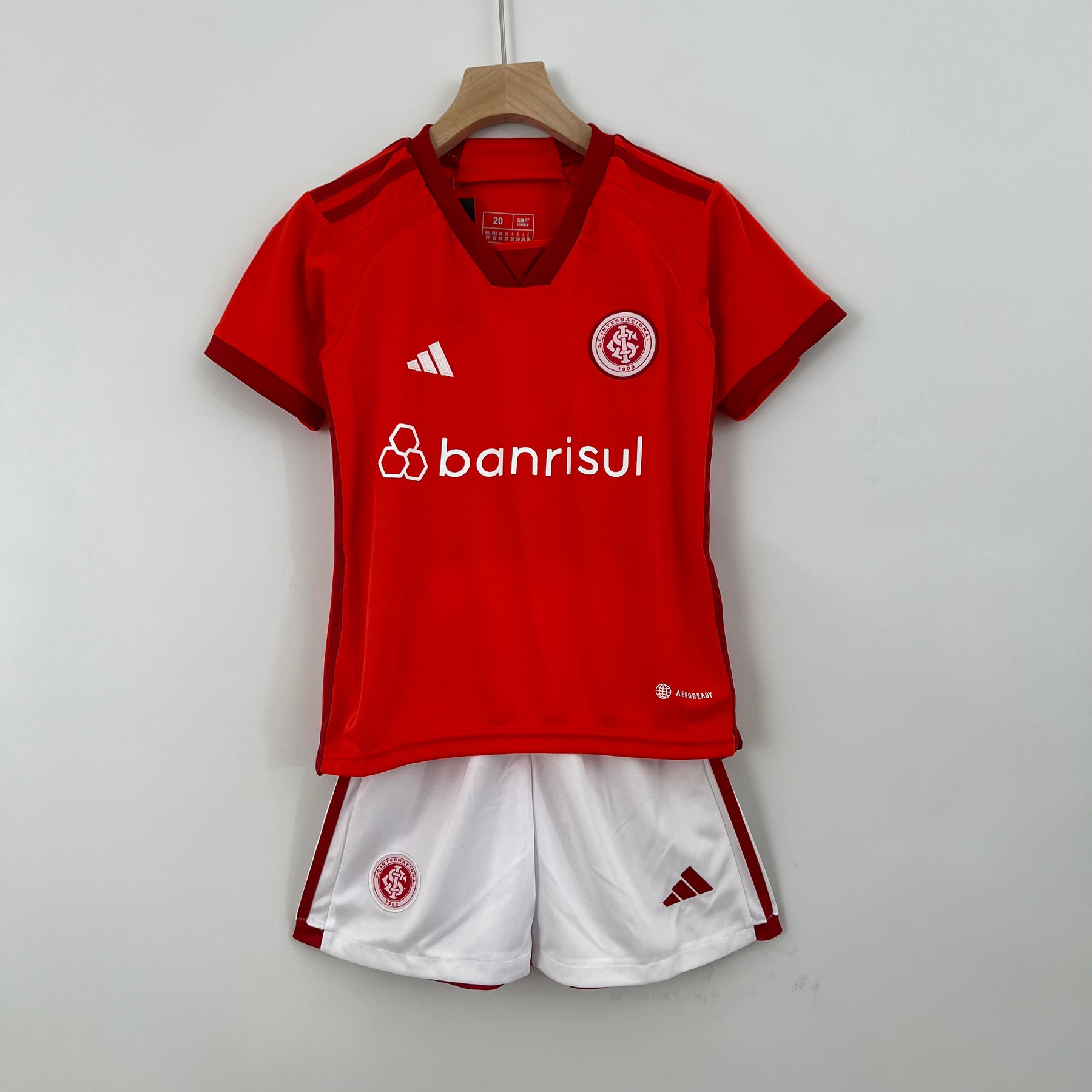 Conjunto Infantil Internacional 2023/24 - Home