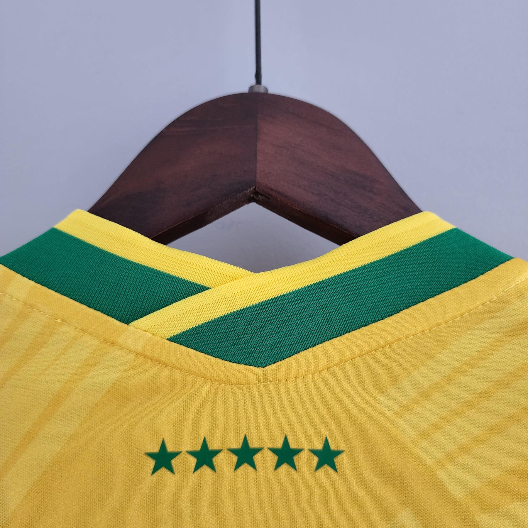 Camisa Feminina Seleção Brasil 2022/22 Amarelo Conceito - ResPeita Sports