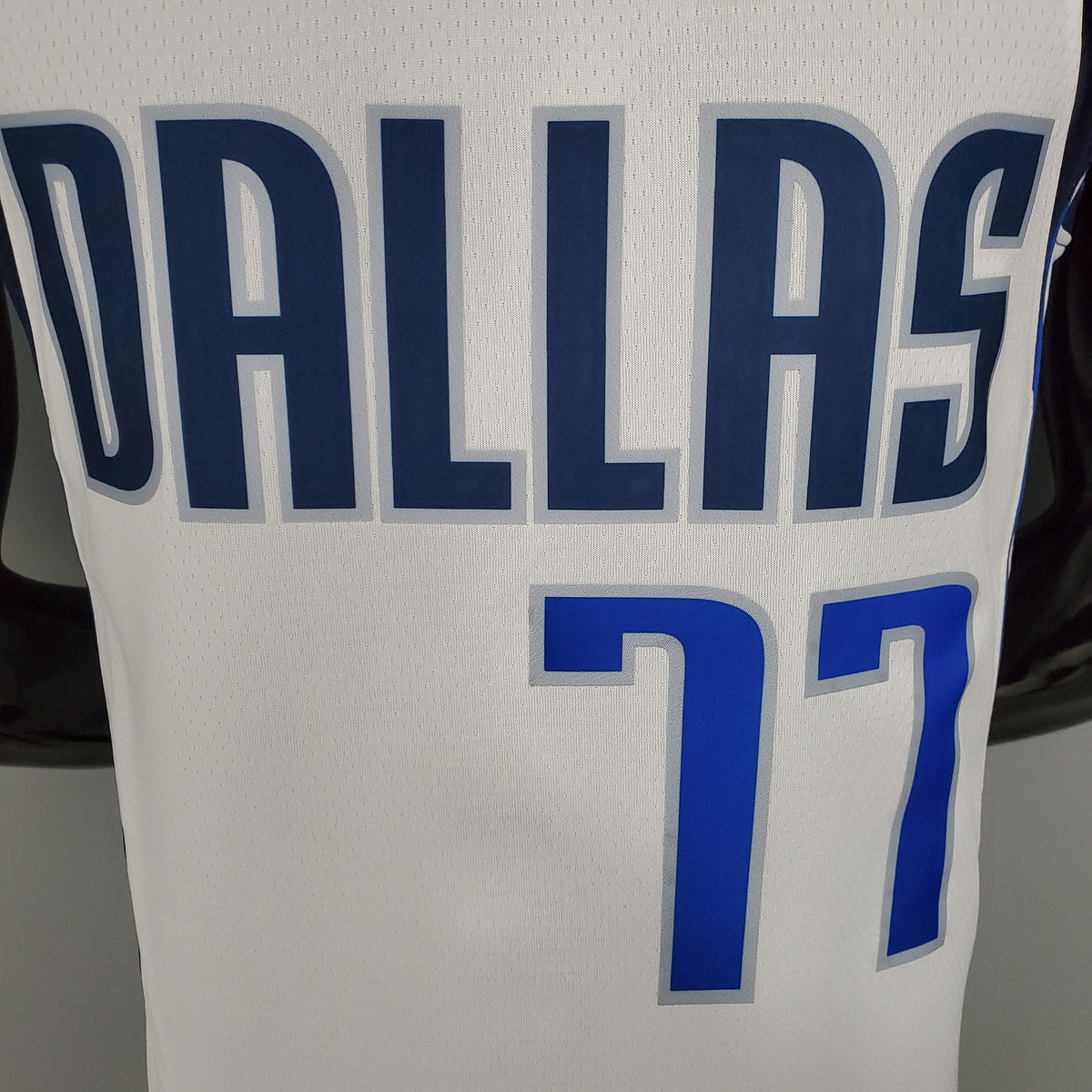 Regata NBA Dallas Mavericks - Doncic #77 Home White