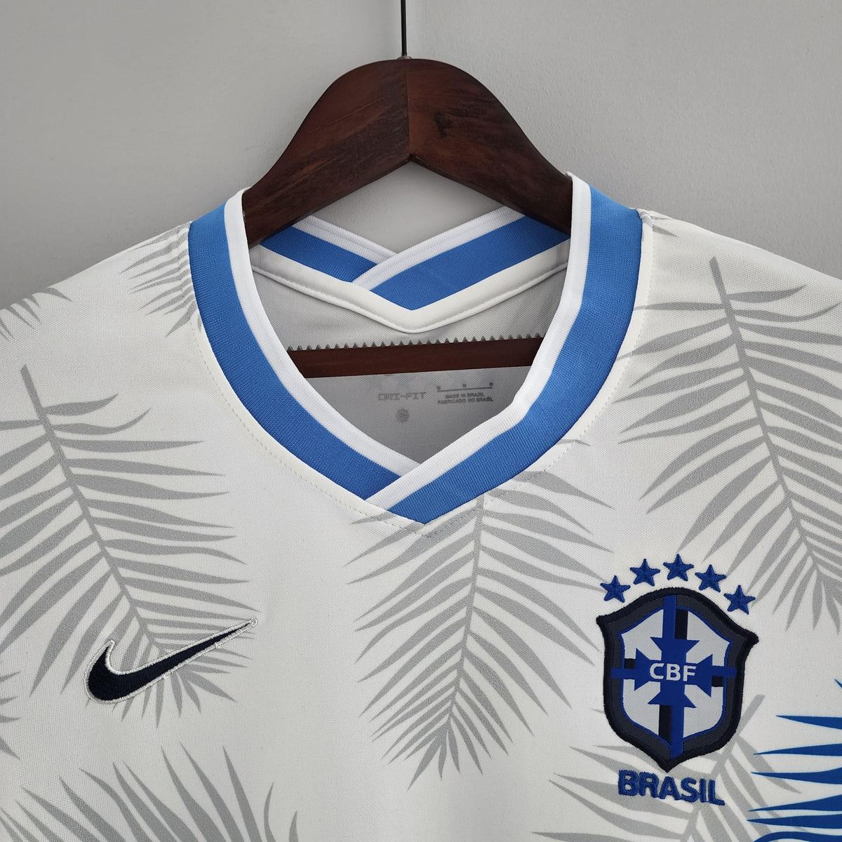 Camisa Feminina Seleção Brasil 2022/22 Edição Limitada Branca - ResPeita Sports